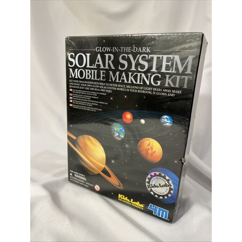 Solar System Mobile Making Kit NIB 4M Kidz Lab Glow in the Dark